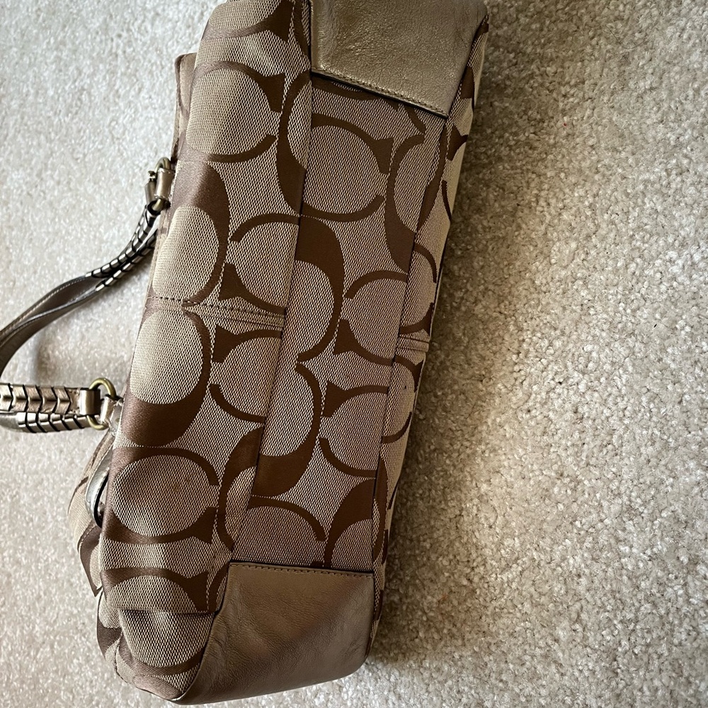 Coach Signature Print Brown and Tan Handbag Purse - Picture 3 of 10